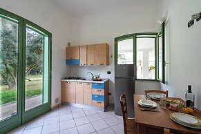 Family Village Pool And Sea