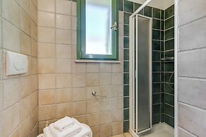 Family Village Pool And Sea