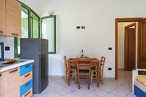 Family Village Pool And Sea