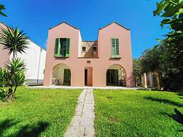 Family Village Pool And Sea