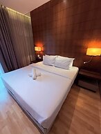 D'Majestic Place by Roomy