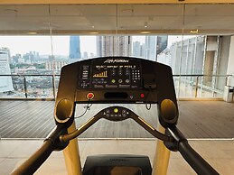 D'Majestic Place by Roomy