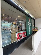 D'Majestic Place by Roomy