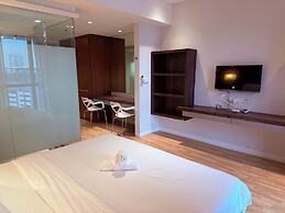 D'Majestic Place by Roomy