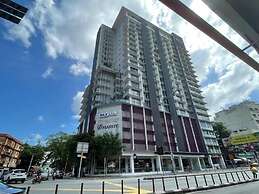 D'Majestic Place by Roomy