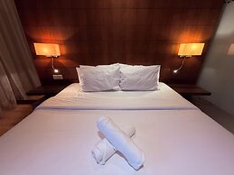 D'Majestic Place by Roomy