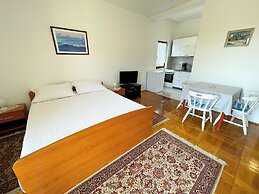 Studio apartment Šarić 2