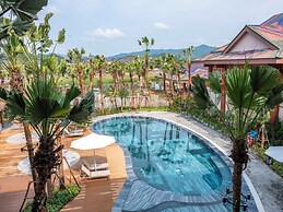 Flamingo Heritage Onsen & Resort