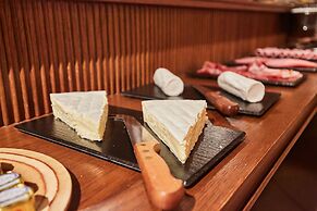 ApartHotel Paris Levallois Maurice Ravel