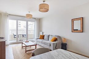 ApartHotel Paris Levallois Maurice Ravel