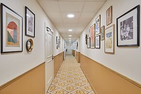 ApartHotel Paris Levallois Maurice Ravel