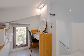 Theo Luxury Villas With Sea View