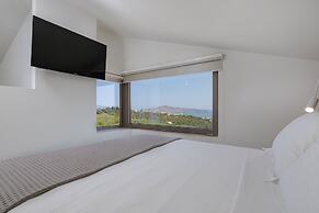 Theo Luxury Villas With Sea View