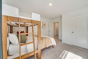 Game Room & Community Perks: Davenport Home!