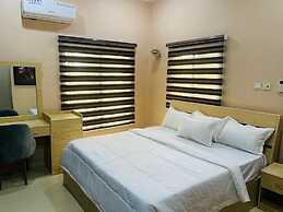 La Nice Apartment and Suites