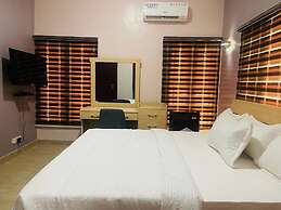 La Nice Apartment and Suites