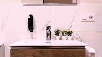 Apartamentos Lydia by gaiarooms