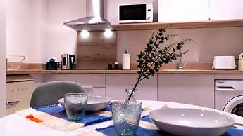 Apartamentos Lydia by gaiarooms