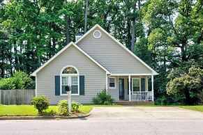 Jacuzzi,crib,walk to Chineese,kebab Rest,food Lion