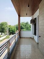 Hotel Rajvansh Palace