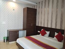 Hotel Rajvansh Palace