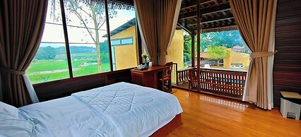 Moc Homestay & Villa