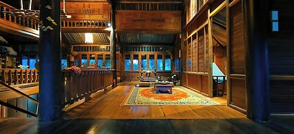 Moc Homestay & Villa