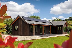 2-bed Eco Friendly Home - Sleeps 4 - Parking