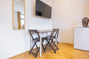 Cozy Room Near U6 Dresdner Subway Line