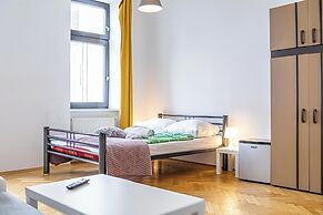 Cozy Room Near U6 Dresdner Subway Line