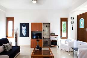 Artemis Spacious Luxury Villa With XL Private Pool