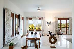 Artemis Spacious Luxury Villa With XL Private Pool