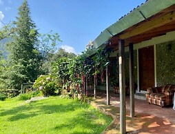 Woodside Retreat Pangot