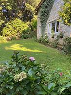 Woodside Retreat Pangot