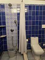 Woodside Retreat Pangot