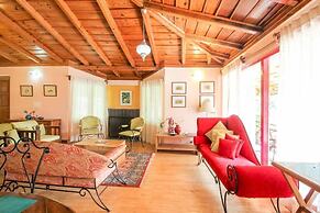 Woodside Retreat Pangot