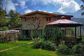 Woodside Retreat Pangot