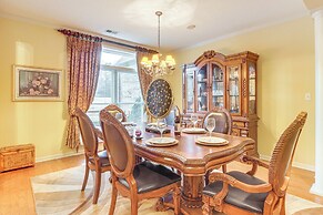 Family-friendly Gem w/ Home Office in Memphis