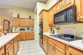 Family-friendly Gem w/ Home Office in Memphis