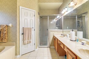 Family-friendly Gem w/ Home Office in Memphis