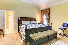 Family-friendly Gem w/ Home Office in Memphis