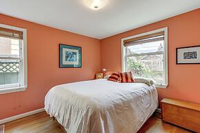 6 Mi to Downtown: Walkable Seattle Home w/ Hot Tub