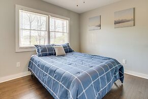 11 Mi to Dtwn Atlanta: Conley Home w/ Yard