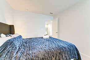 < 6 Mi to Uptown Charlotte: Bright Home w/ Yard