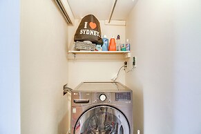 6 Mi to Unm: Albuquerque Family Abode w/ Views!