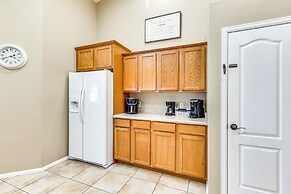 4 Mi to Dtwn Grand Junction: Hot Tub Haven!