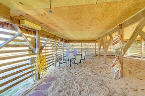1 Mi to Avalon Pier: Charming Coastal Cottage!