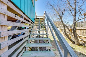 1 Mi to Avalon Pier: Charming Coastal Cottage!