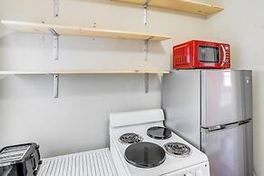 Walk to Dtwn Hudson: Cozy Upstate Apartment