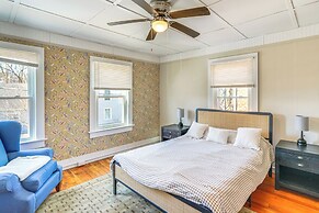 Walk to Dtwn Hudson: Cozy Upstate Apartment